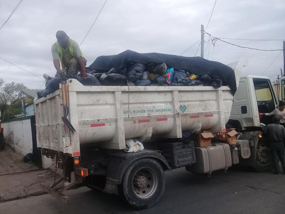 Vecinos de Villa Alba reclaman que se organice la recolección de basura en un barrio