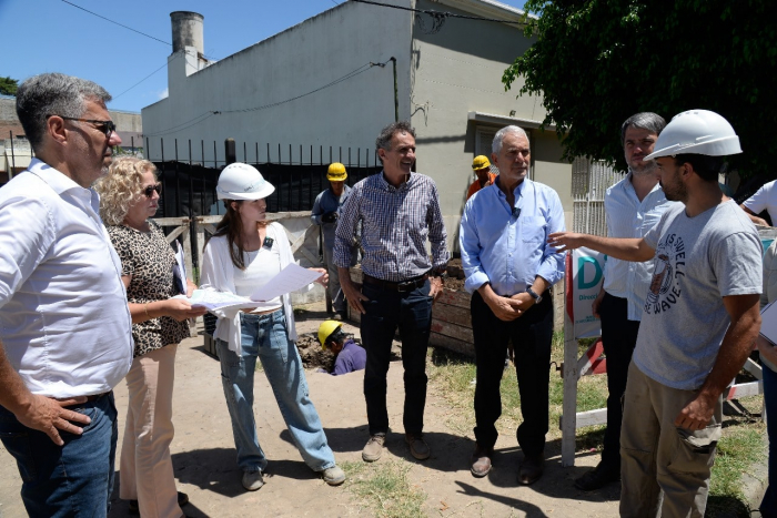 El ministro Gabriel Katopodis estuvo junto a Alak en Barrio Jardín