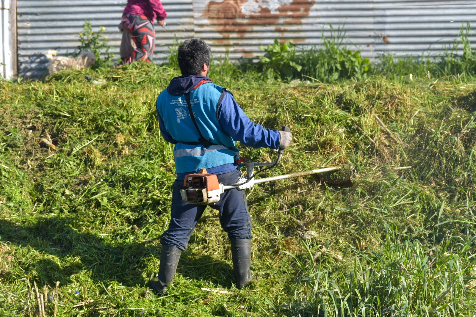 Trabajadores de cooperativas llevan casi una semana sin cobrar sus sueldos