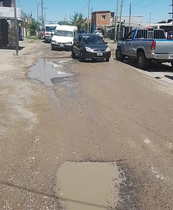 116 y 609: Sigue sin solución la avenida que se encuentra muy deteriorada