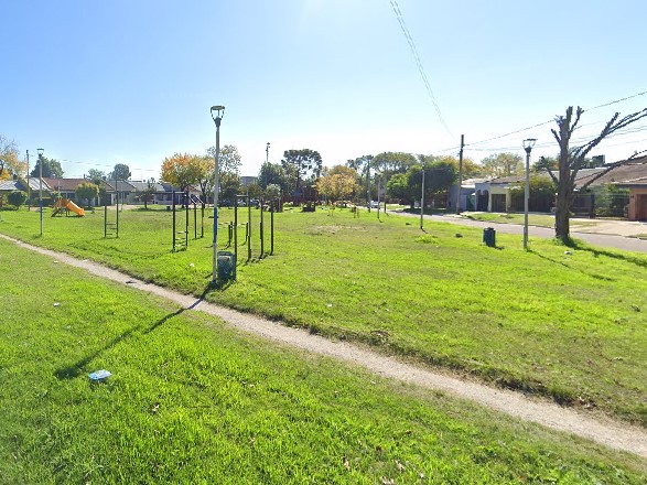 Barrio Jardín: Plaza a oscuras, insegura y lejos de ser atendida desde hace dos meses