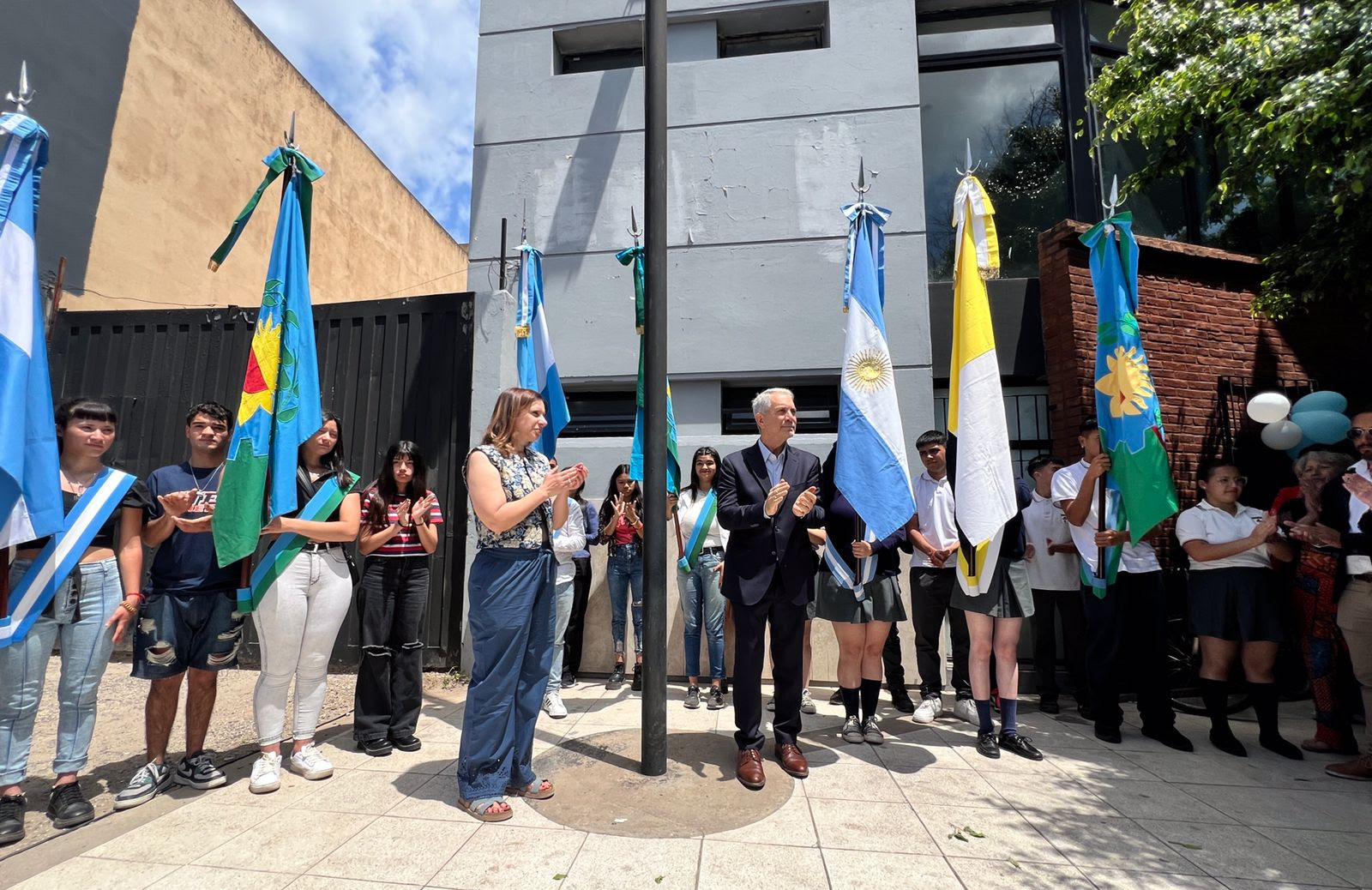 San Carlos celebró su 32 aniversario con la presencia del Intendente