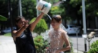 Ya rige el nivel de alerta 'amarillo' por altas temperaturas: cómo prevenir golpes de calor