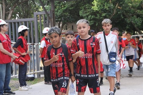 Presencia de clubes locales en la presentación del Pincha