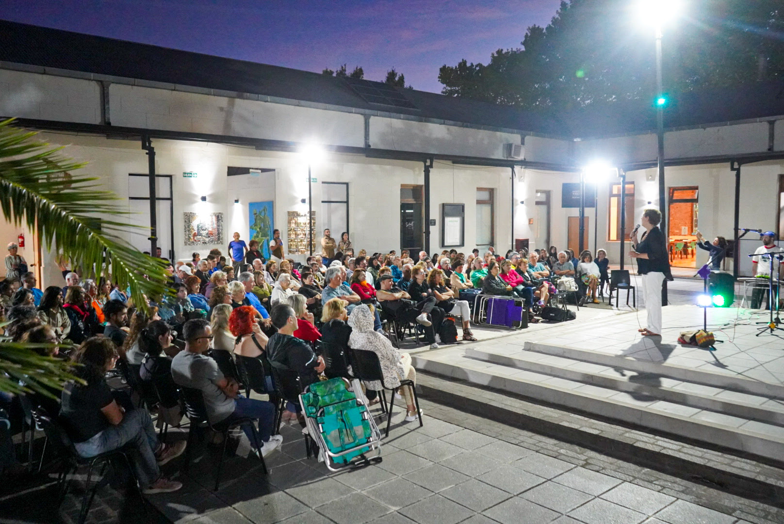 Las noches de verano se llenan de historias y relatos de la mano de narradores contemporáneos