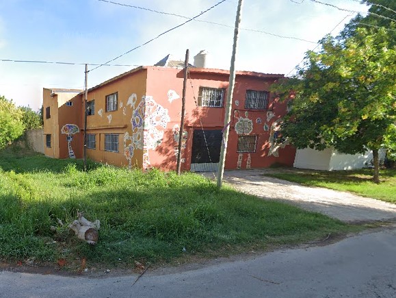 Por un conflicto con PAMI: Abuelos de un geriátrico de Los Hornos van a quedar en la calle