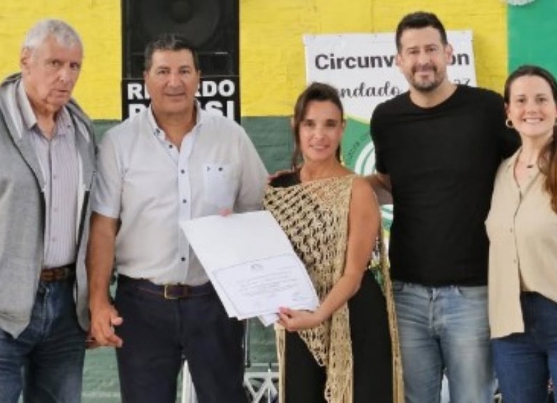 Club recibe certificado de Interés Cultural - Lemoal, Aquino, Negro, Galland, Barbier.