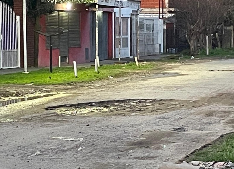 Por acá deben pasar los vecinos de Villa Elvira