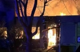 Se incendió una vivienda en la zona de Tricolores y una familia se quedó sin nada