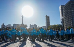 Descontento con la gestión por la falta de barrido y limpieza en el casco de Villa Elvira