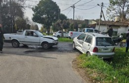 Fuerte accidente de autos en City Bell