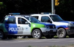 Se drogó, desnudó y terminó golpeado por su compañero