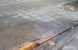 Sin agua por una pérdida en pleno centro de Villa Elvira