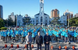 Se vieron trabajos de barrido y limpieza en el casco: Muy esperado por los vecinos