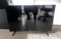 Detienen a dos delincuentes que se robaron una TV del Polideportivo de Ensenada