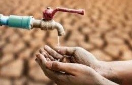 Altos de San Lorenzo: Quejas por cloacas obstruidas y cortes de agua