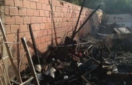 Familia de Los Hornos perdió todo en incendio