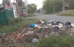 Quejas por un basural que no pueden erradicar en Villa Montoro