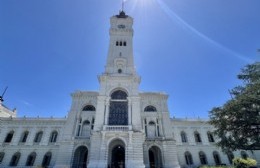 Hoy Día de la Virgen: Sin servicios municipales y hay que armar el arbolito