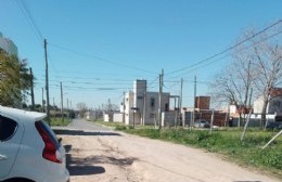 Hicieron la calle del loteo y dejaron sin hacerla donde hay casas