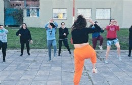 Clases de Zumba a la gorra en Monasterio