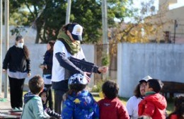 Brindan charlas de educación vial a alumnos de Barrio Jardín